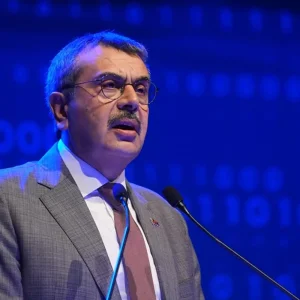 LGSde sorular sizdirildi iddiasina Bakan Tekinden yanit