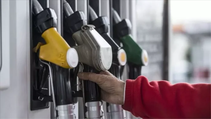 MAZOT INDIRIM Benzin ve motorine zam mi geldi ne