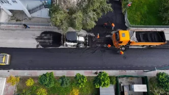 Umraniye Belediyesi Yol Bakim ve Onarim Calismalarina Devam Ediyor