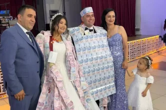dugunde damada paradan yelek giydirdiler 18725338 8959 amp