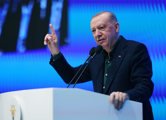 Erdoğan: Selçuklu orduları Bağdat'a, Şam'a ulaşırken Kürt ve Arap kardeşleriyle kaynaştılar