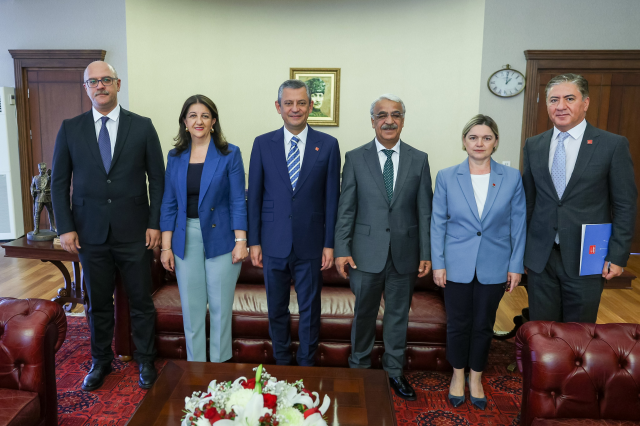 DEM Parti'den CHP'ye ziyaret