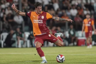 7 gollu duelloda Galatasaray Umraniyesporu maglup etti