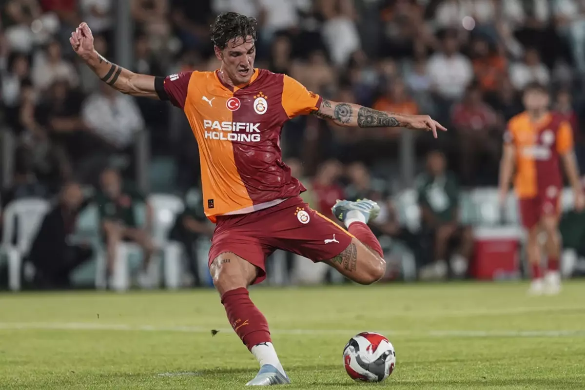 7 gollu duelloda Galatasaray Umraniyesporu maglup etti