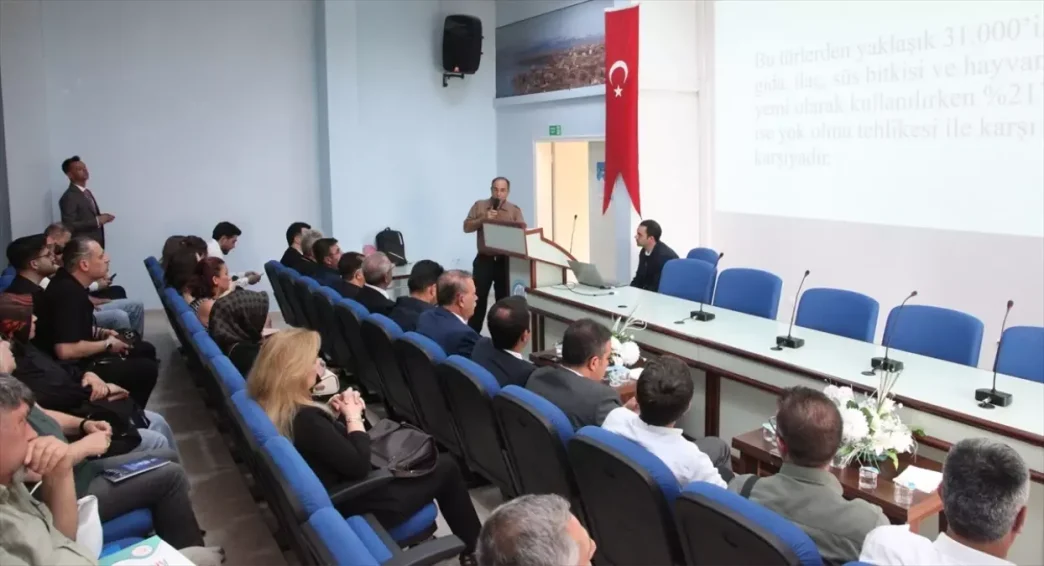 Ahlatta Yerel Kalkinma Icin Calistay Duzenlendi