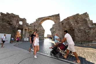 Antalya Turizmde Tarih Yazdi 104 Bin Ziyaretci Rekoru