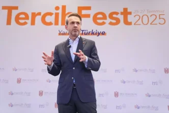 Bakan Bayraktar TercihFest 2025te universite adaylariyla bulustu Aciklamasi