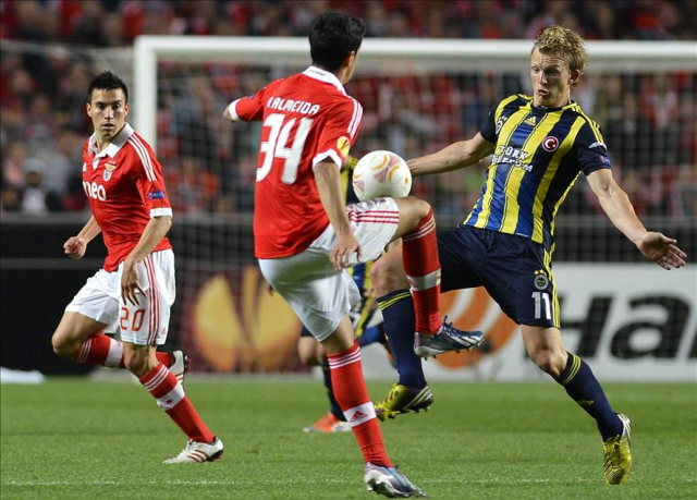 Benfica - Fenerbahçe maçı ŞİFRESİZ CANLI İZLE! Jhon Duran, Kerem Aktürkoğlu'na karşı! Benfica - Fenerbahçe maçı saat kaçta, hangi kanalda?