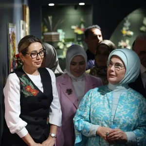 Emine Erdogan Umraniye Cevre Senligine katildi