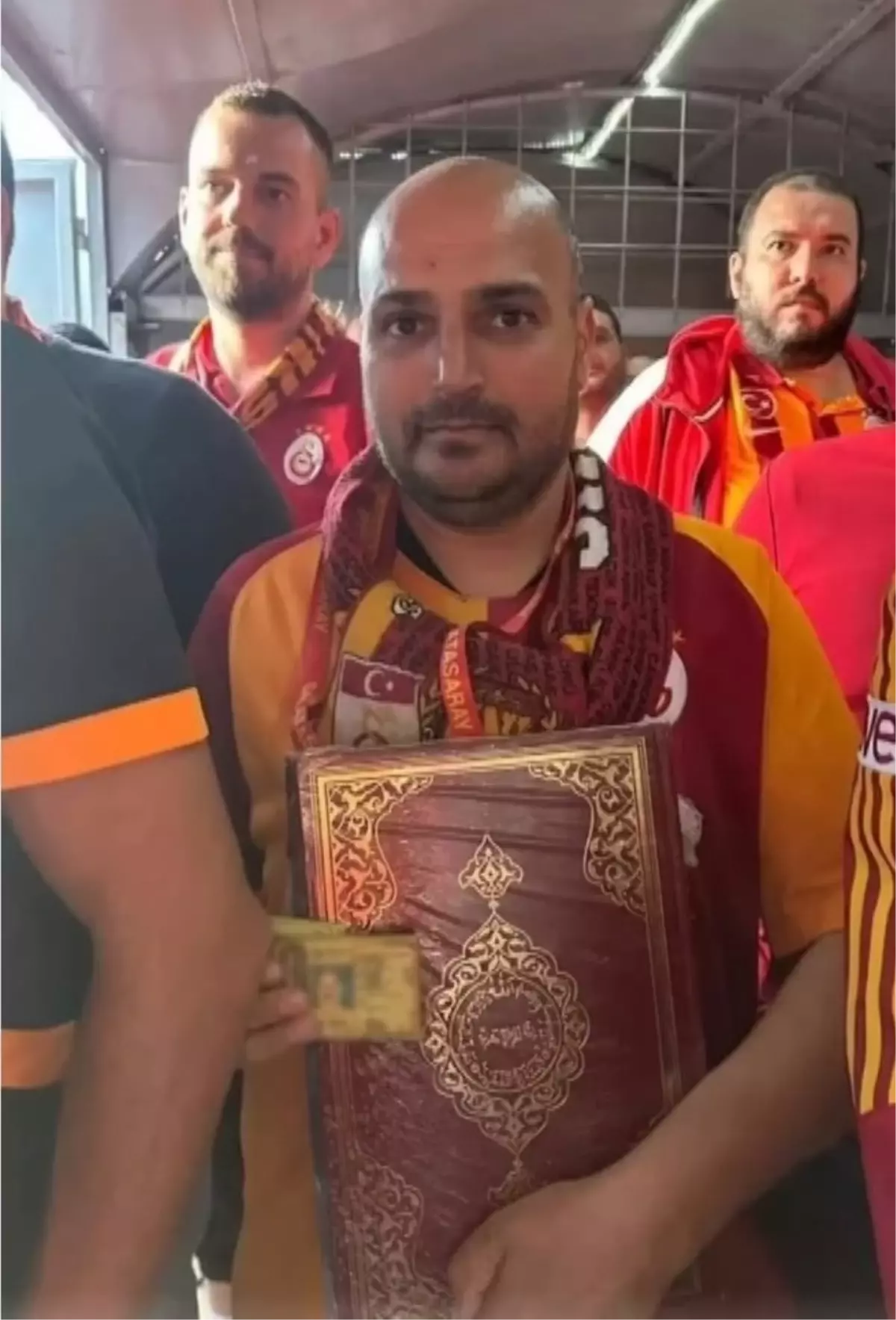 Galatasaray Taraftari Mehmet Fatih Kiris Hayatini Kaybetti