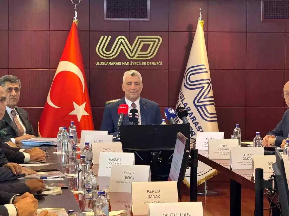 Lojistik Sektoru Turkiyenin Milli Gelirine 100 Milyar Dolar Katki Sagladi