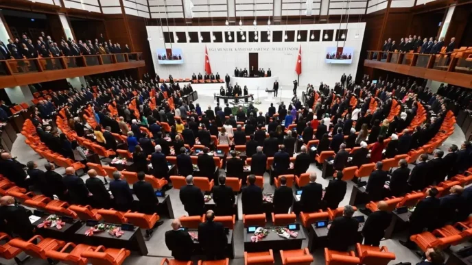 Meclisi hastanelik eden salgin Turkiye geneline yayildi