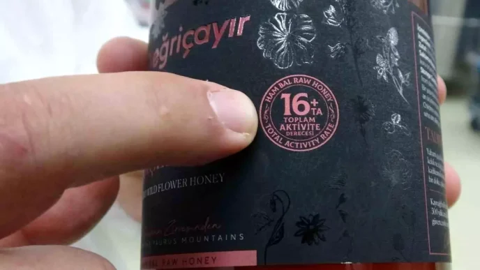 Mersinin Egricayir Yaylasindan Dunya Standartlarinda Bal