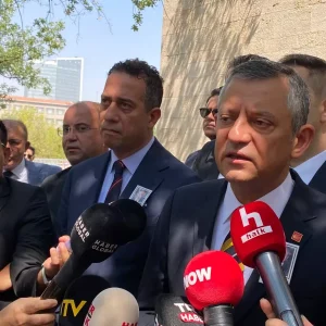 Ozgur Ozel Terorsuz Turkiye Komisyonu Anayasa Yapici Degil