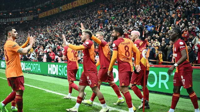 S SPORT PLUS CANLI IZLE Galatasaray Umraniyespor maci CANLI
