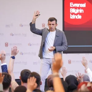 Selcuk Bayraktar Universite Adaylarina Gelecek Vizyonunu Anlatti