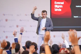Selcuk Bayraktar Universite Adaylarina Gelecek Vizyonunu Anlatti