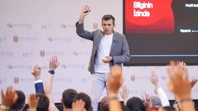 Selcuk Bayraktar Universite Adaylarina Gelecek Vizyonunu Anlatti