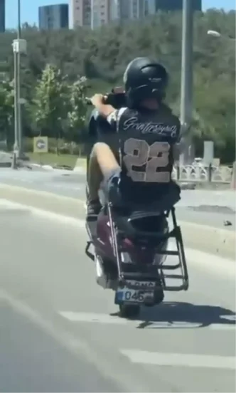 Sile Yolunda Motosiklet Surucusunun Tek Teker Tehlikesi Kamera Kaydinda