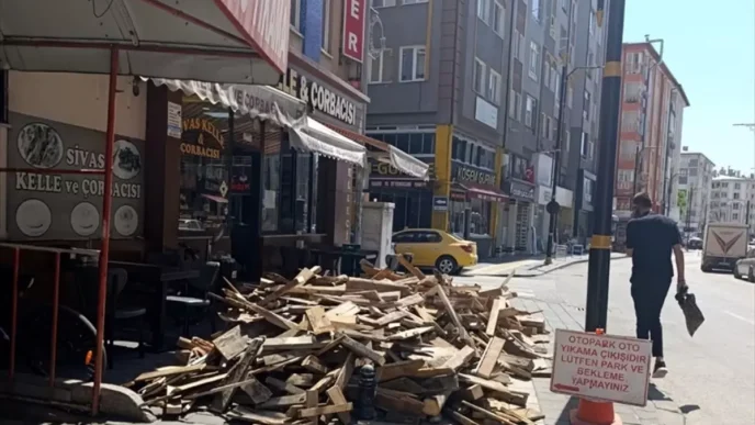 Sivasta Kaldirim Isgali Yapan Esnafa 1 Milyon 116 Bin Lira