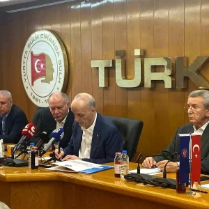 TURK IS Baskani Ergun Atalaydan Grev Aciklamalari
