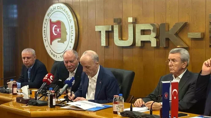 TURK IS Baskani Ergun Atalaydan Grev Aciklamalari