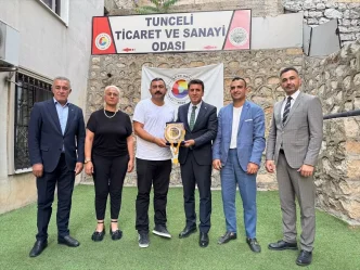Tuncelinin Iksor Markali Munzur Bali Londrada Altin Madalya Kazandi