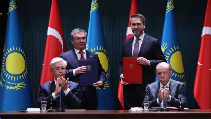 Turkiye ve Kazakistan arasinda enerji alaninda isbirligi anlasmasi imzalandi