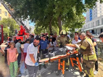 Umraniyede Cati Yangini Panige Neden Oldu