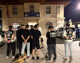 Umraniyede Konvoy Yapan 9 Surucuye 165 Bin TL Ceza