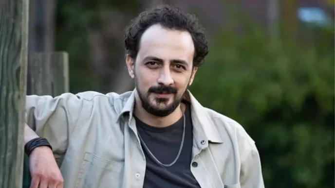 kerem ozdogan kimdir prens in elci sangu su 18859752 5093 amp