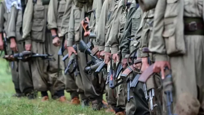 silahlari yakan pkk li gruptan ilk aciklama 18838335 5112 amp