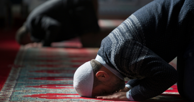 İstanbul namaz vakitleri 6 Ağustos 2025! İstanbul öğle namazı saat kaçta? Sabah, öğle, ikindi, akşam