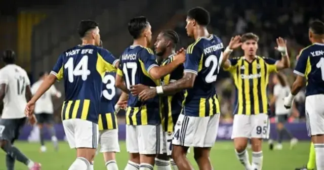 Fenerbahçe Alanyaspor maçı ne zaman, saat kaçta? Fenerbahçe'nin maçı ne zamana ertelendi?