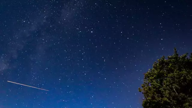 Perseid meteor yağmuru Türkiye semalarında büyüledi