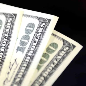 1756276872 791 Dolar ve Euro Gune Yukselisle Basladi