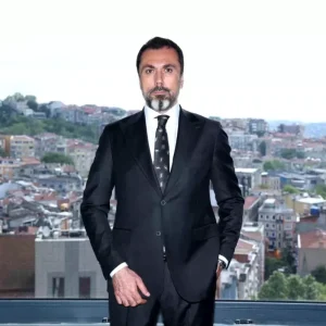 2025in Son Ceyreginde Altin Fiyatlarinda Guclu Yukselis Beklentisi