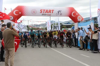 3 Uluslararasi Kurtulus Yolu Bisiklet Turu Samsunda Basladi