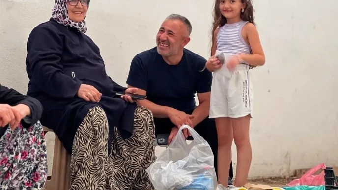 AK Parti Bilecik Il Baskani Esnafi Ziyaret Etti