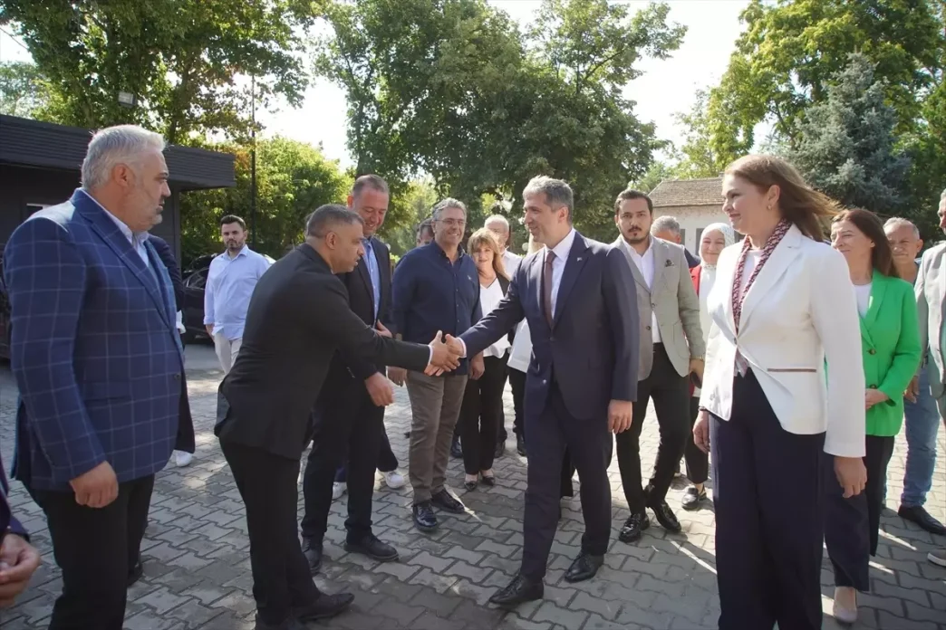 AK Parti Genel Baskan Yardimcisi Sirakaya Edirnede Turkiye Yuzyili Bulusmalari