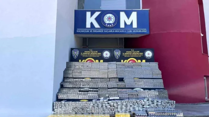 Adanada 18 Bin 700 Paket Gumruk Kacagi Sigara Ele Gecirildi