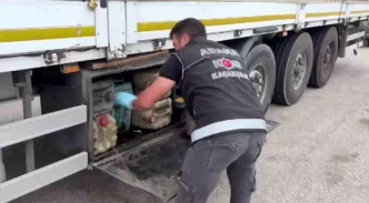 Adanada Gumruk Kacagi 149 Cep Telefonu Ele Gecirildi