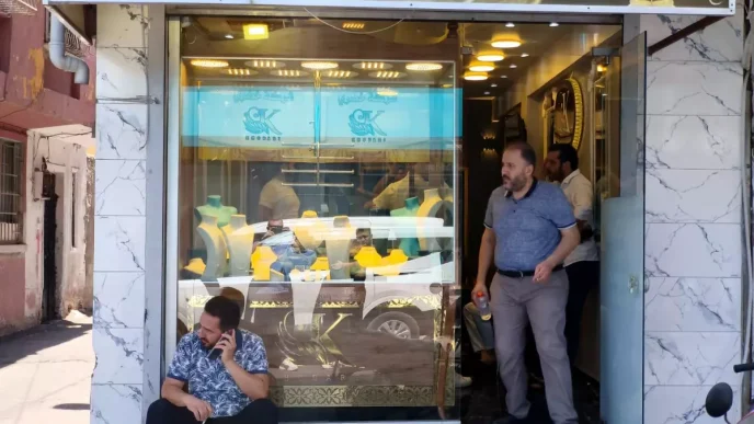 Adanada Kuyumcuya Silahli Soygun Iki Yarali