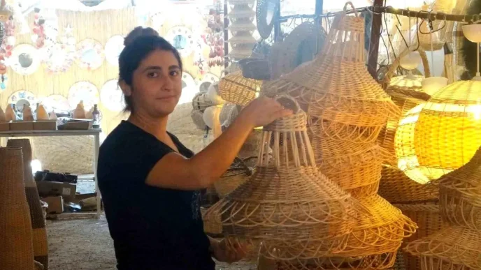 Aile Gelenegiyle Uretim Muglada El Emegi Urunler