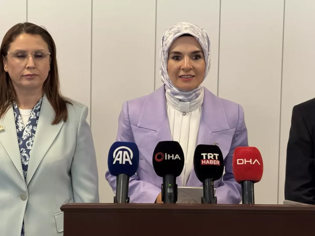 Aile ve Sosyal Hizmetler Bakani Goktas Aile toplumun hafizasi gelecegimizin