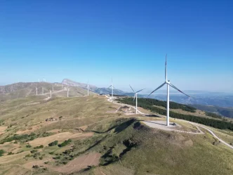 Akfen Yenilenebilir Enerji Denizli Ruzgar Santralinin Kapasite Artisini Tamamladi