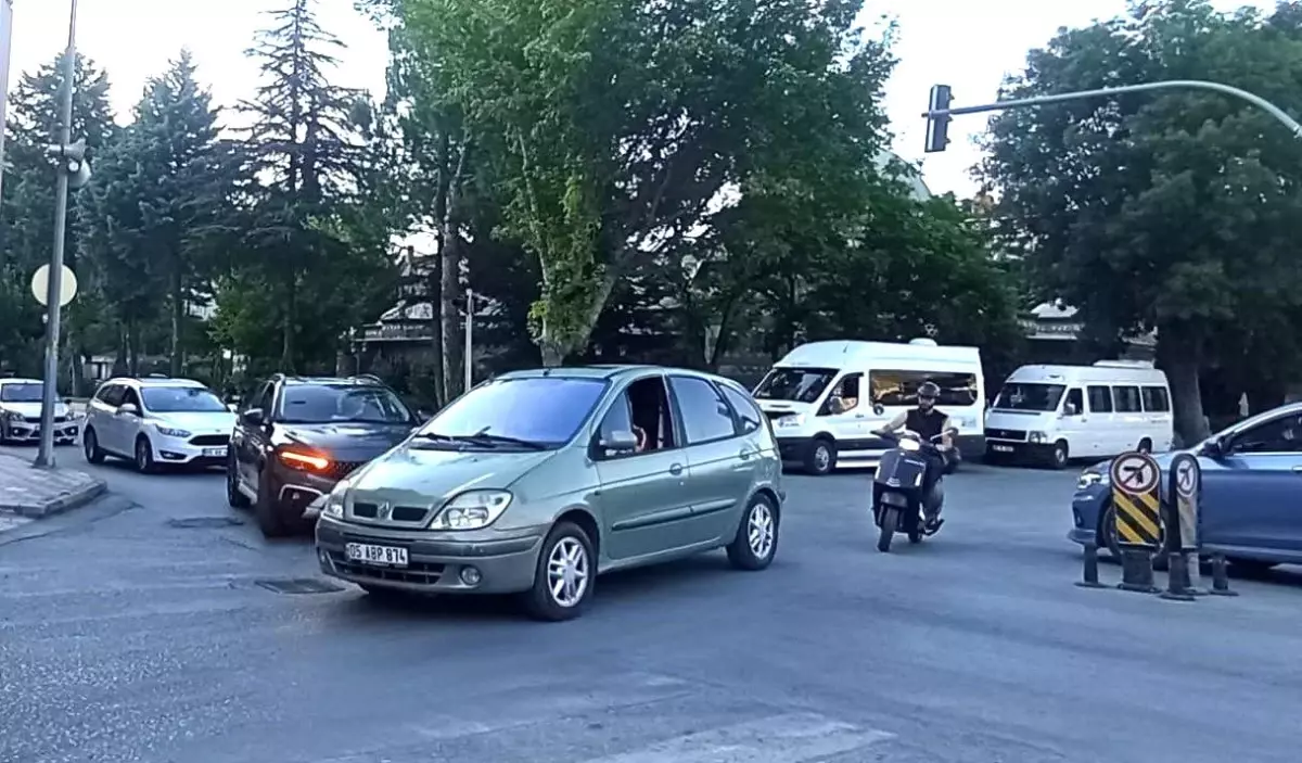 Amasyada Trafige Kayitli Motorlu Kara Tasit Sayisi Artiyor