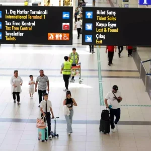 Antalyada Turizmde Gunluk Ziyaretci Rekoru Kirildi