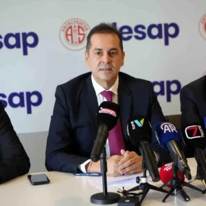 Antalyasporda Kalici Transfer Yasagi Riski