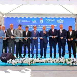 Arasta Bayburt Projesi Acilisi ve Yeni Projelerin Imza Toreni